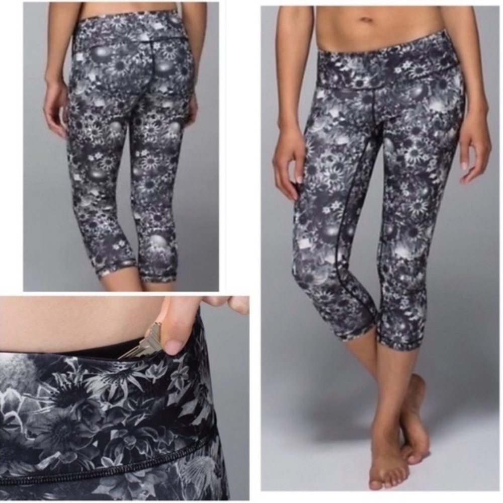 Lululemon 21” Legging in RARE Flowabunga